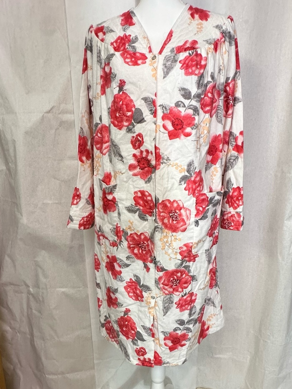 Floral Coral and White Quilted Robe - Picture 4 of 13